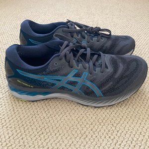 Asics Gel-Nimbus 23 size 9.5